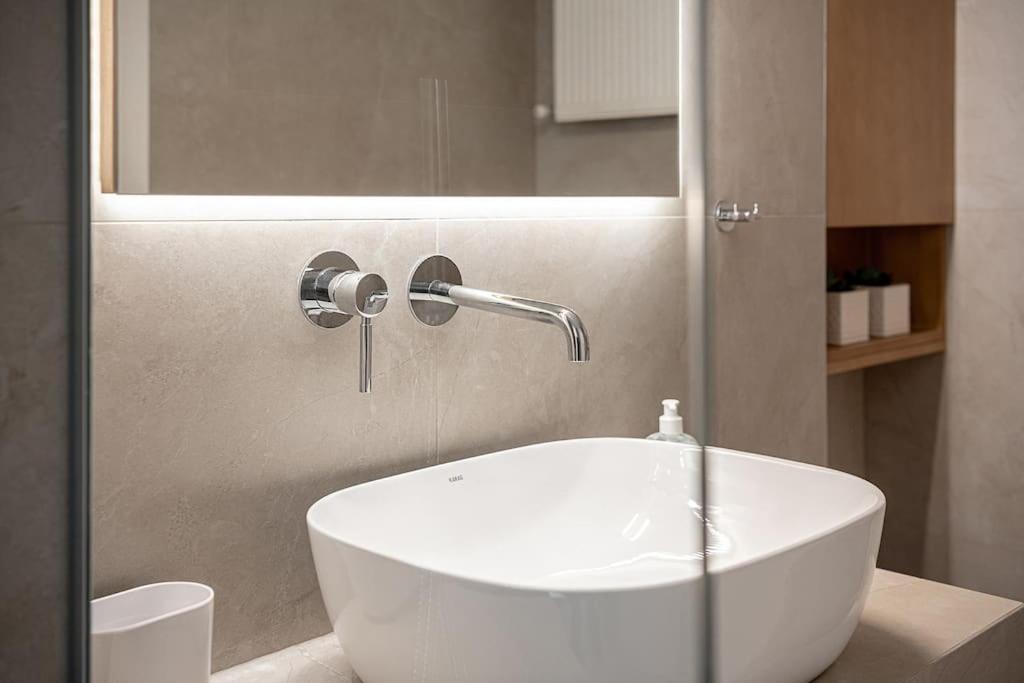 Angelo Luxury Apartment Ханя Екстериор снимка